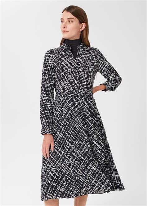 How To Dress For Work In Winter Winter Workwear Hobbs Hobbs Uk