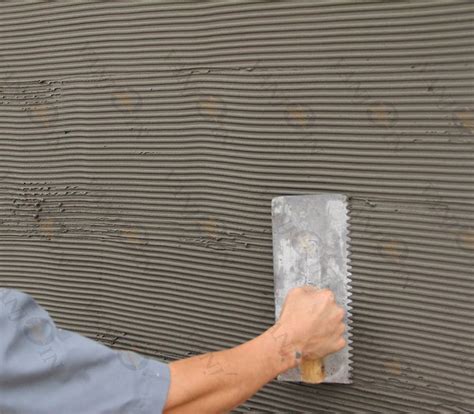 selling high quality ceramic tile adhesive  china manufacturer