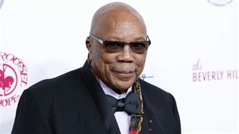 17 Quincy Jones Facts About the Legendary Music Producer and Composer ...