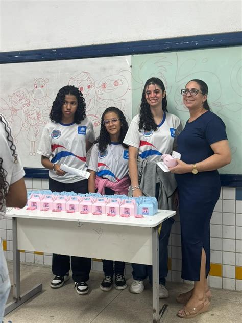 Escola Estadual Prof. Benedita De Castro Lima - Escola Estadual Profª Benedita de Castro Lima | Maceió AL