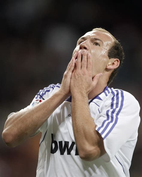 Robben playing for Real Madrid - Arjen Robben Photo (15959012) - Fanpop