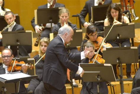 La Real Filharmonía de Galicia ofrece este viernes un concierto