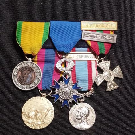 J A Beau Placard De M Dailles Militaires Arm E Fran Aise French Medal