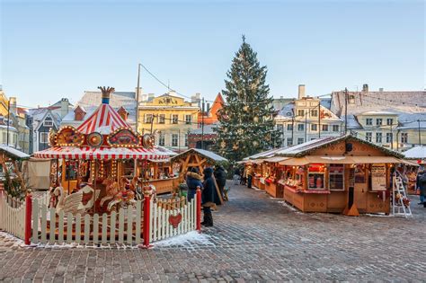 TALLINN PHOTO: Christmas Market In Tallinn