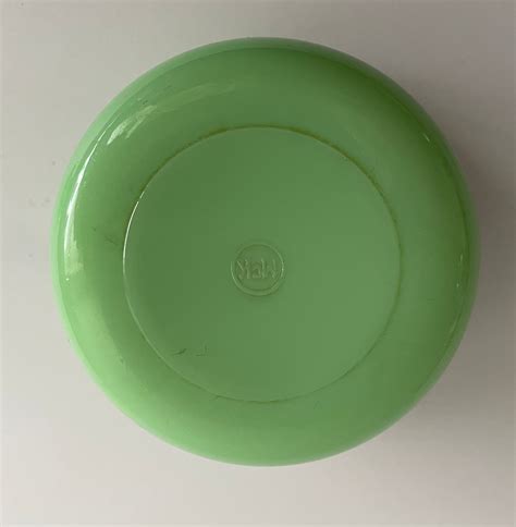 Mckee Jadeite Small Refrigerator Dish Uranium Glass Cm X Cm