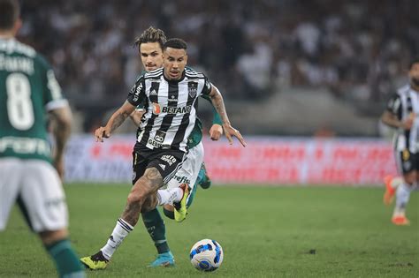 Vasco monitora Jair volante do AtléticoJogada 10 Últimas notícias de