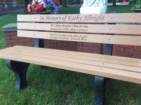 Memorial Park Benches – Give the memorial of a lifetime