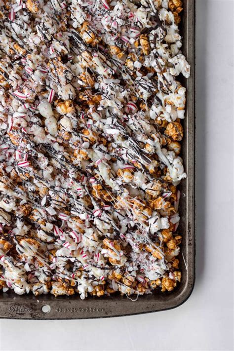 Peppermint Bark Caramel Popcorn The Little Epicurean