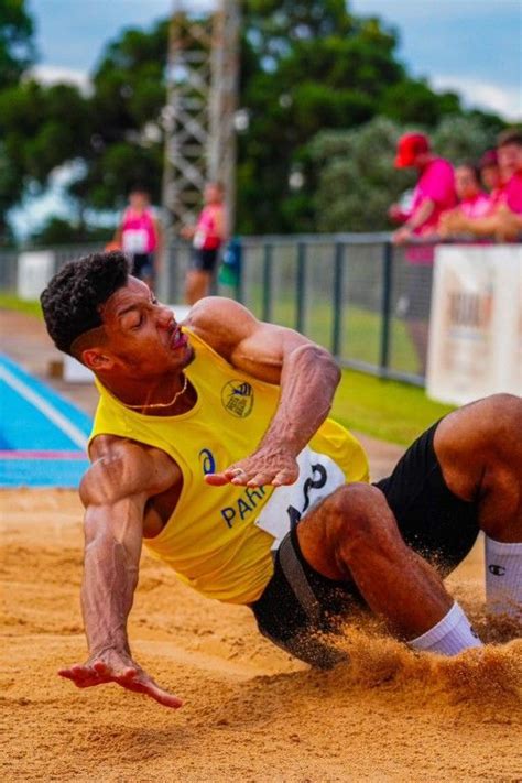 Atleta de Paranavaí quebra recorde paranaense do salto em distância