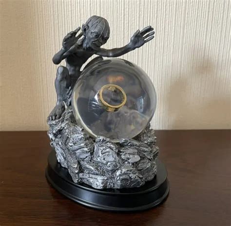 Lord Of The Rings Gollum My Precious Globe Sculpture Pewter Noble