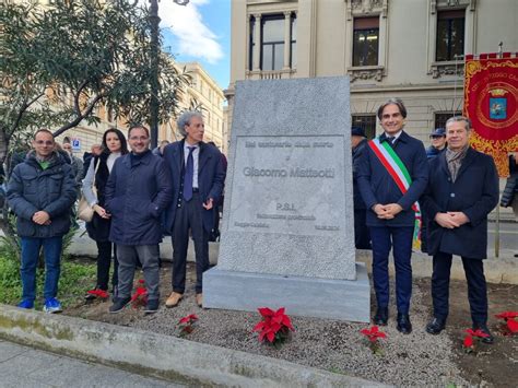 Reggio Calabria Inaugurata La Stele Dedicata A Giacomo Matteotti