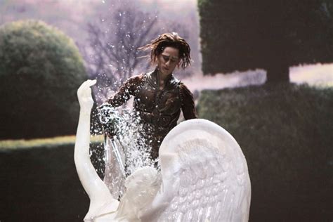 Edward Scissorhands 2005 Ice Sculpture Duet Featuring Kerry Biggin And Dominic North