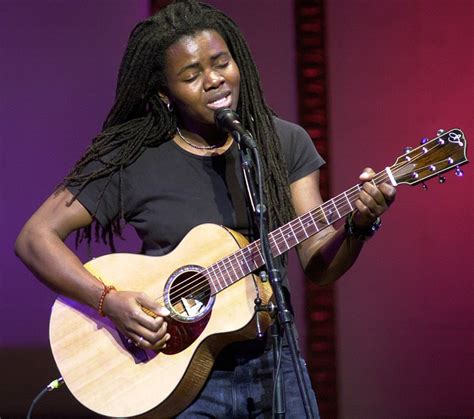 El Regreso Triunfal De Tracy Chapman Que Cantó En Amnesty Se Retiró