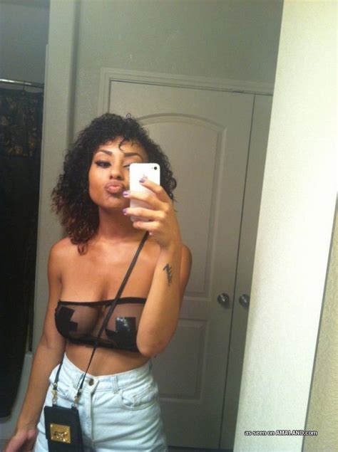 Hot And Sexy Black Babes Selfpics