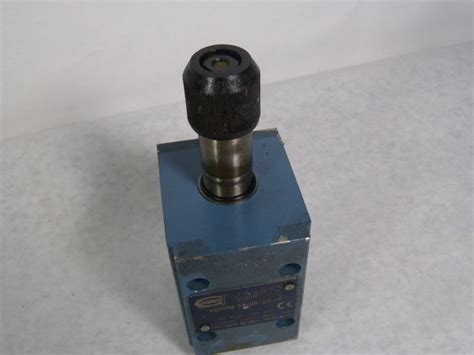 Continental Hydraulics Vsd05m 5a Gr 33l A Directional Control Valve 120v Used Industrial