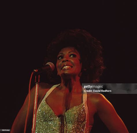 Welsh Singer Shirley Bassey Performs Live On Stage Circa 1970 News