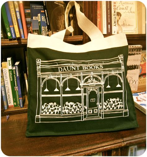 TOTES AMAZING: DAUNT BOOKS