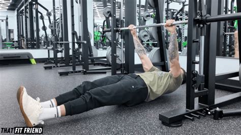 Inverted Rows: How to Perfect Them and Why They're Great | That Fit Friend