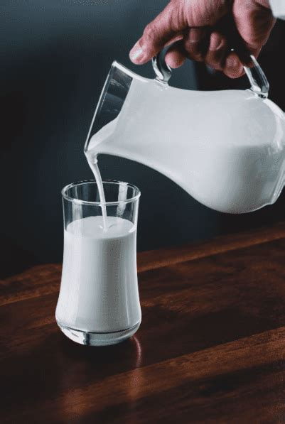 Homogenization of Milk: What It Means and How It Works - SaintyTec 