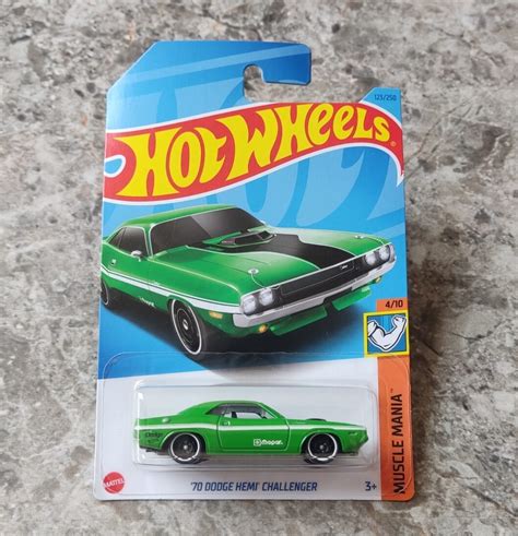 Hot Wheels 70 Dodge Hemi Challenger Hijau Hw Muscle Mania Lazada Indonesia