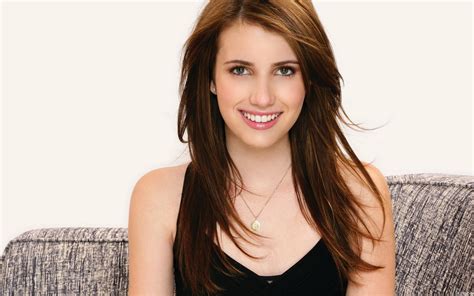 Emma Roberts - Addie Singer from Unfabulous - Zazzybabes.com