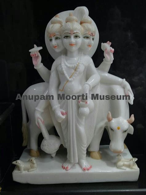 Painted Hindu Guru Dattatreya Marble Statue For Worship Size Inche