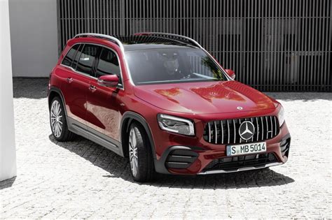 Photo MERCEDES CLASSE GLB AMG 35 4MATIC 306 Ch SUV 2019 Motorlegend