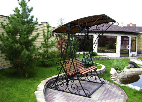 Кованая садовая мебель