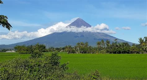 Bulkang Mayon Nananatili Sa Alert Level Balita