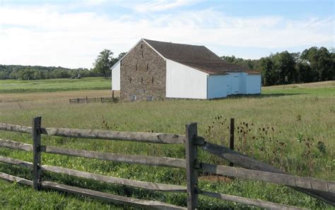 Edward Mcphersons Farm Was A Half Mile West Of Gettysburg Atop The