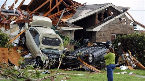 Un Potente Tornado Arrasa Localidad De Texas Y Deja Al Menos Tres Muertos