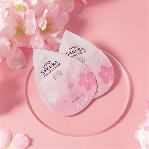 Laikou Japan Sakura Skin Care Set Pcs Focallure