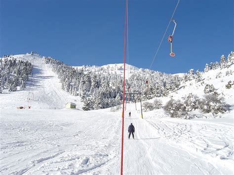 Mainalo ski center, ski resorts in peloponnese greece