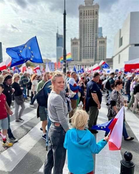 Gwiazdy Na Marszu Miliona Serc Agnieszka Wo Niak Starak Martyna