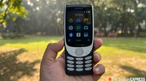 Nokia 8210 4g Review