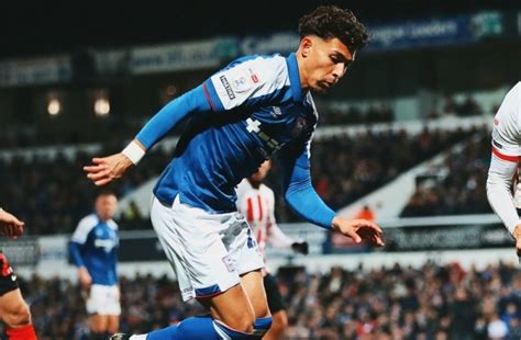 Los Adicionales Condenaron Las Aspiraciones Del Ipswich Town Con Jeremy