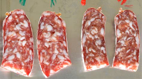 Carnes Curadas Y Embutidos Fermentados Con Impecable Apariencia Y Un