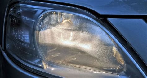 What Causes Headlights To Go On And Off While Driving