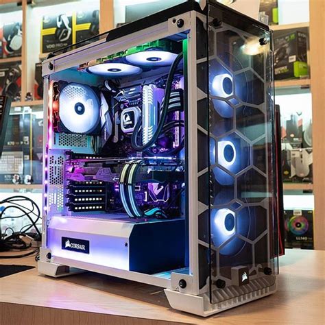 Corsair Crystal Series 570X RGB ATX Mid Tower Case White Electronics