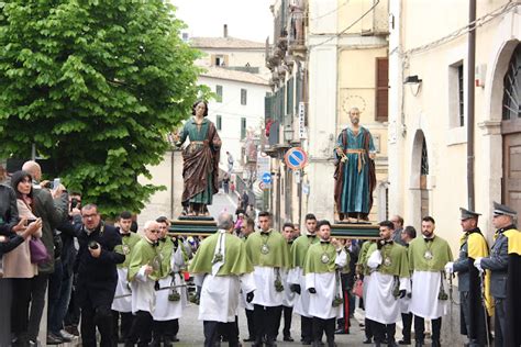 CENTROABRUZZONEWS MADONNA CHE SCAPPA IN PIAZZA 2019 IL RITO NON HA