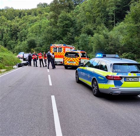 J Hriger Motorradfahrer Kommt Bei K Nigsbronn Von Der Stra E