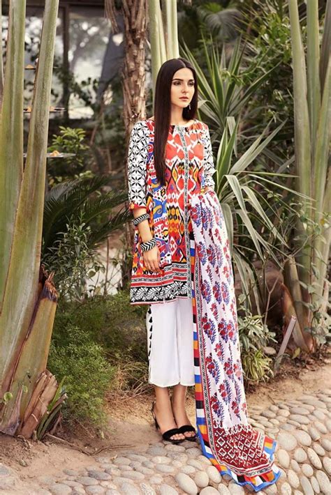 Gul Ahmed Printed Summer Lawn Dresses Collection 2018 2019 11