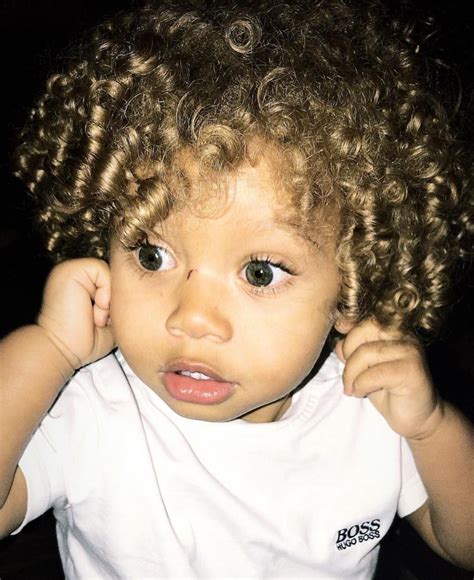 Newborn Black Baby Boy With Curly Hair / Boys with curly hair will most definitely enjoy an afro ...