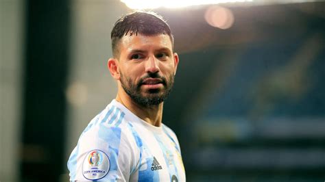 Invertí Como Sergio Kun Agüero Así Maneja Su Plata El Exjugador