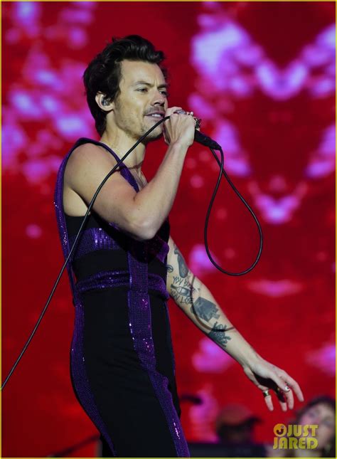 Full Sized Photo Of Harry Styles Dazzles Purple Jumpsuit Performing Radio 1 Big Weekend 21