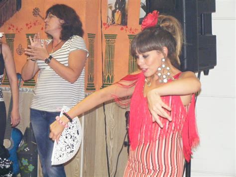 De Catafalco Y Oro Feria De San Agustin En La Pe A Flamenca Plomo Y Plata