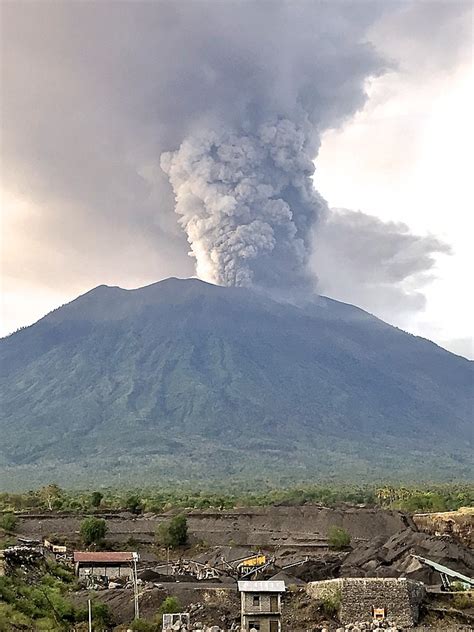 Gunung Api Paling Berbahaya di Dunia, Ada Juga di Indonesia lho ...