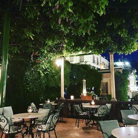 La Pergola Bar A Champagne Sorrent Restaurant Bewertungen