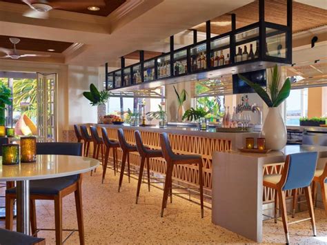 Restaurants & Dining in San Diego Mission Bay - Mission Bay Resort