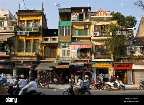 quarter hanoi vietnam stock photo alamy